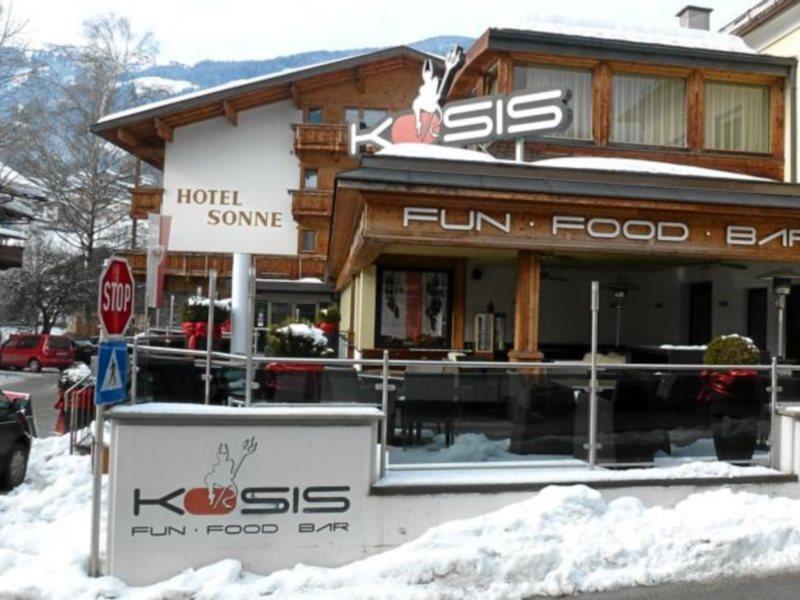 Kosis Sports Lifestyle Hotel Fügen Exteriör bild
